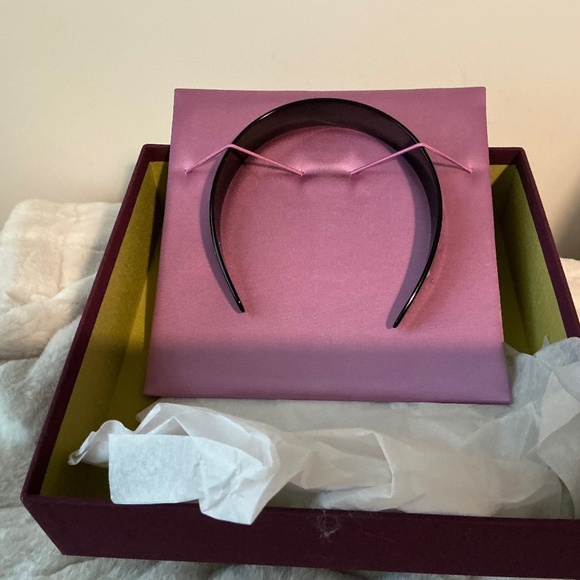 Gucci Black Resin/Crystals GG Star Headband **NEW IN BOX**